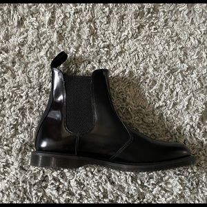 Dr. Martens Flora Chelsea ankle boot